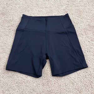 NWOT Lorna Jane pocket bike shorts